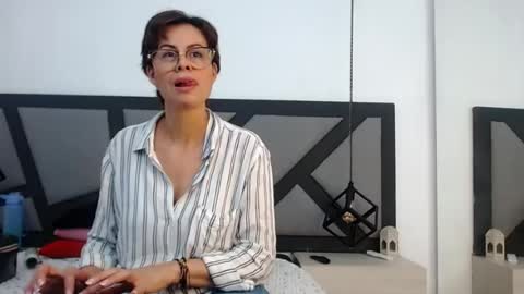 amanda_ramirez online show from 27, 7, 2026
