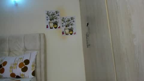 Amanda tint online show from 8, 1, 2026