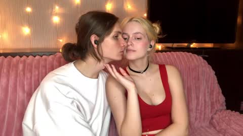 Snapshot of amandatalk chatting on 16, 2, 2025 amandatalk online show from 16, 2, 2025