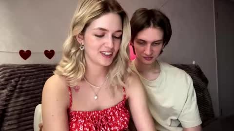 Snapshot of amandatalk chatting on 11, 9, 2025 amandatalk online show from 11, 9, 2025