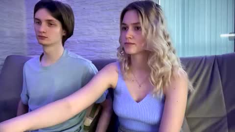 Snapshot of amandatalk chatting on 10, 11, 2025 amandatalk online show from 10, 11, 2025