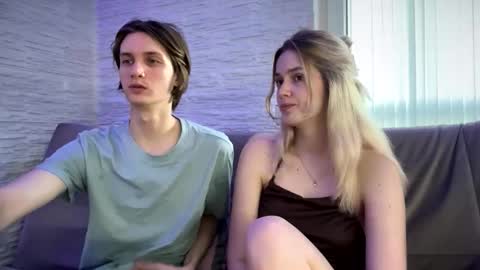 Snapshot of amandatalk chatting on 12, 11, 2025 amandatalk online show from 12, 11, 2025