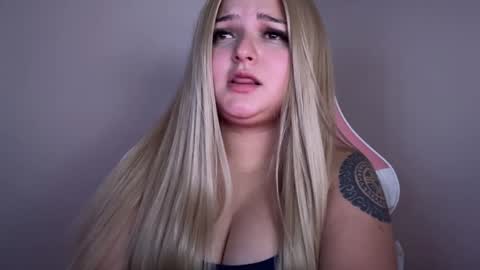 Amandha online show from 28, 1, 2025