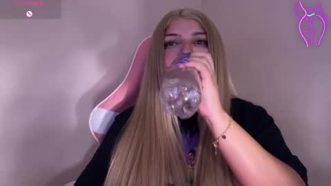 Amandha online show from 19, 2, 2025