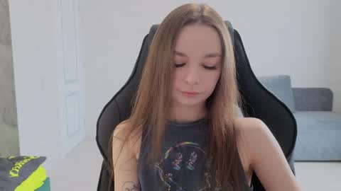 Mila online show from 29, 5, 2026