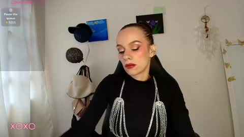 Amara Fey online show from 27, 4, 2026