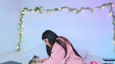 Amara Vega  online show from 19, 4, 2026