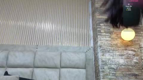 amarahanks_ online show from 20, 5, 2026