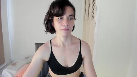 Amarantha online show from 11, 9, 2025