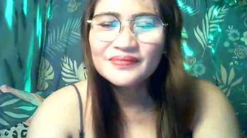Snapshot of amazing_angel22 chatting on 18, 12, 2025 amazing angel online show from 18, 12, 2025