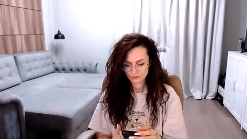 Izza online show from 3, 3, 2025