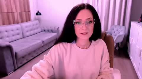 Izza online show from 2, 4, 2026