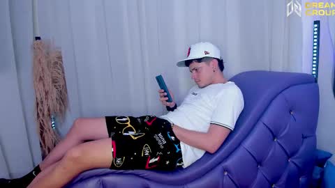 3some HORNY KIMGOOD GIRL LOOKING TO EXPERIENCE ALL KINDS OF SHOW online show from 14, 10, 2025