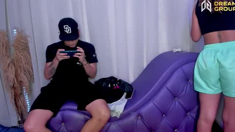 3some HORNY KIMGOOD GIRL LOOKING TO EXPERIENCE ALL KINDS OF SHOW online show from 20, 10, 2025