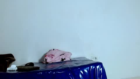 Snapshot of ambar69noir chatting on 11, 4, 2026 HAMBAR online show from 11, 4, 2026