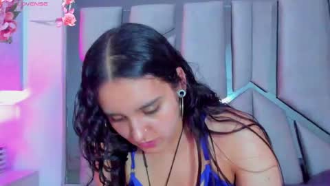   online show from 28, 2, 2025