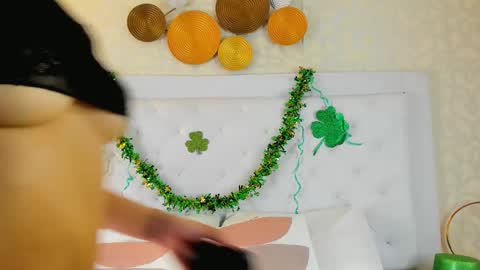 Ambar  online show from 17, 3, 2026