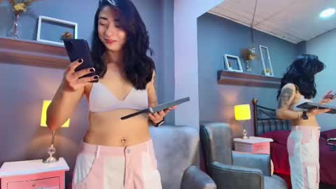 CALL ME ABRIL online show from 7, 3, 2026