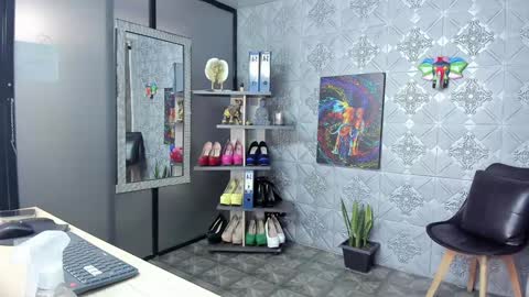 ambar rose2  online show from 27, 1, 2025