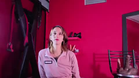 Snapshot of ambar_roux1 chatting on 22, 11, 2025 ambar_roux1 online show from 22, 11, 2025