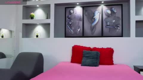 Ambar  online show from 25, 4, 2026