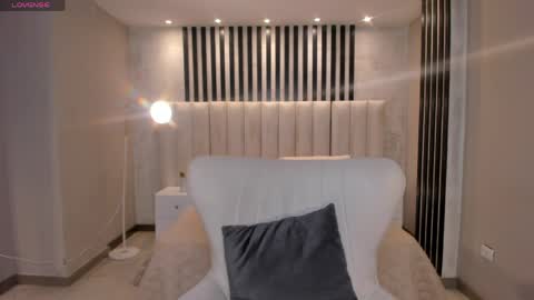 Ambar  online show from 22, 4, 2026