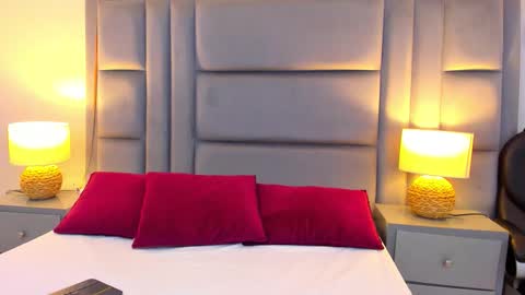 AmbarSantany  online show from 15, 3, 2026