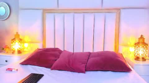 AmbarSantany  online show from 12, 6, 2026