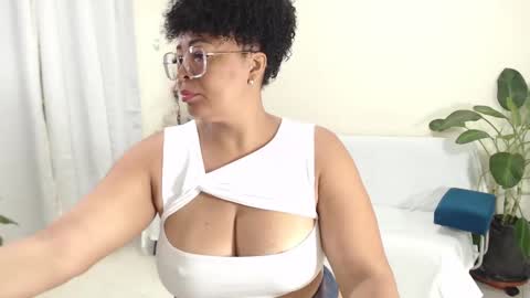 Snapshot of ambarsofhia chatting on 20, 2, 2025 Amber Sofhia online show from 20, 2, 2025