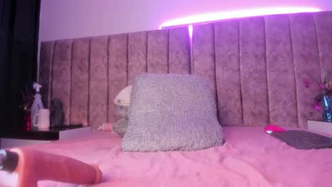  Amber  online show from 4, 6, 2026