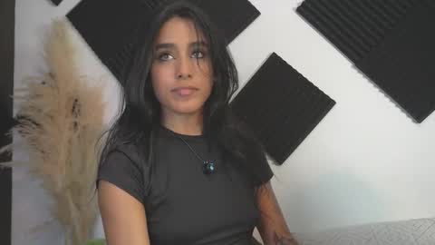 Snapshot of ambeer_rousess chatting on 18, 9, 2025 Amber online show from 18, 9, 2025