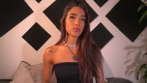 Snapshot of ambeer_rousess chatting on 27, 5, 2026 Amber online show from 27, 5, 2026