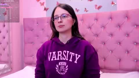 .  Amber Wood  . online show from 27, 9, 2025