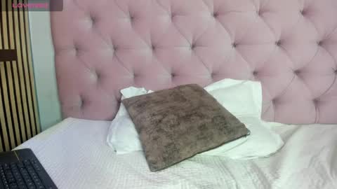  Amber  online show from 21, 4, 2026