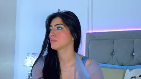 amber_bull online show from 7, 4, 2026