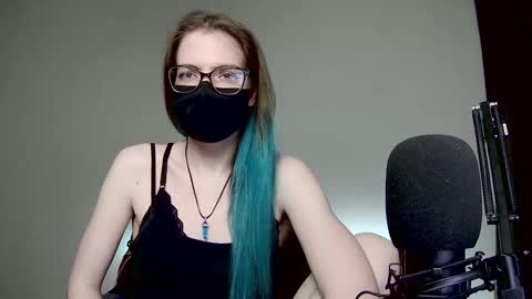 Amber non-nude model online show from 6, 1, 2025