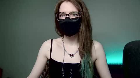 Amber non-nude model online show from 16, 10, 2025