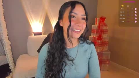 amber_curly online show from 30, 12, 2024