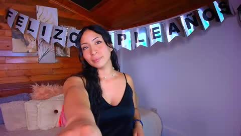 amber_curly online show from 25, 9, 2025