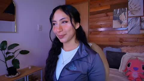 amber_curly online show from 28, 4, 2026