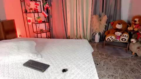 Snapshot of amber_maxwell chatting on 25, 6, 2026 Amber online show from 25, 6, 2026
