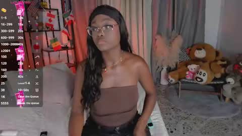Snapshot of amber_maxwell chatting on 13, 7, 2026 Amber online show from 13, 7, 2026