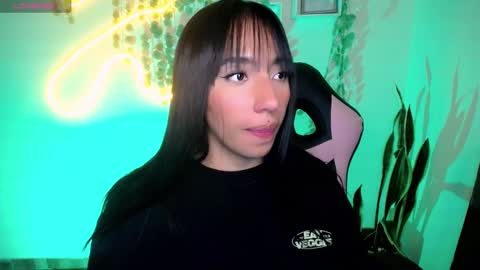 Amber online show from 30, 1, 2025