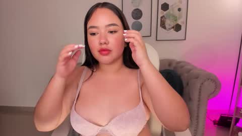 Snapshot of amber_riott chatting on 14, 11, 2025 amber online show from 14, 11, 2025