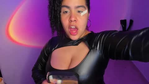 find me here ---    online show from 29, 4, 2026