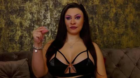 Snapshot of ambercrost chatting on 17, 1, 2025 Goddess Amber online show from 17, 1, 2025