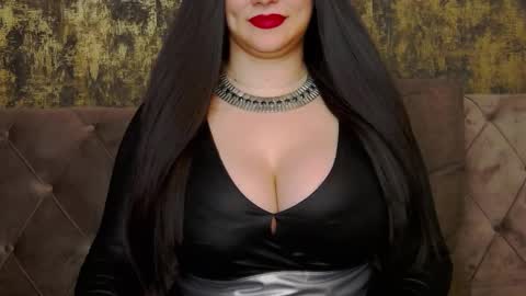 Snapshot of ambercrost chatting on 2, 10, 2025 Goddess Amber online show from 2, 10, 2025