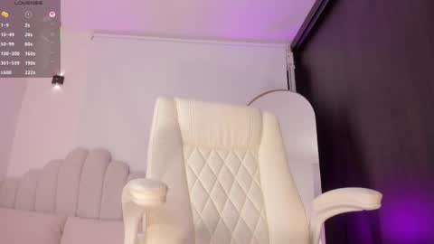 Amber  online show from 28, 4, 2026