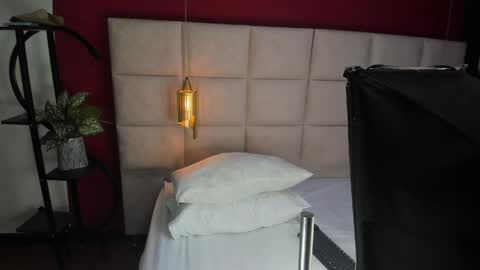 Amber .. online show from 27, 4, 2026