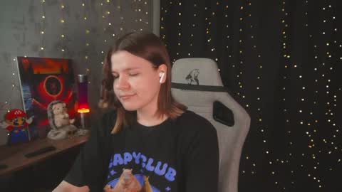 my name is Sonya but you can call me your favorite girl 3 online show from 24, 4, 2026